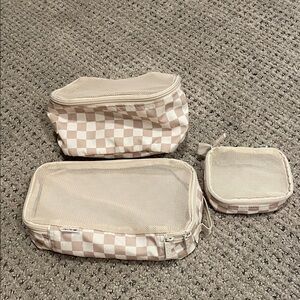 Itzy Ritzy Beige Checkered Travel Organizer Set